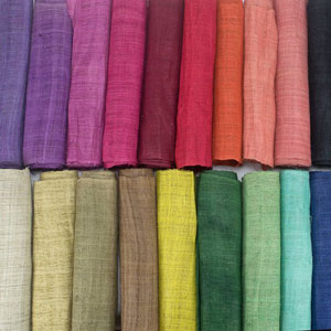 Canapa 3 Tessuti in canapa colorati